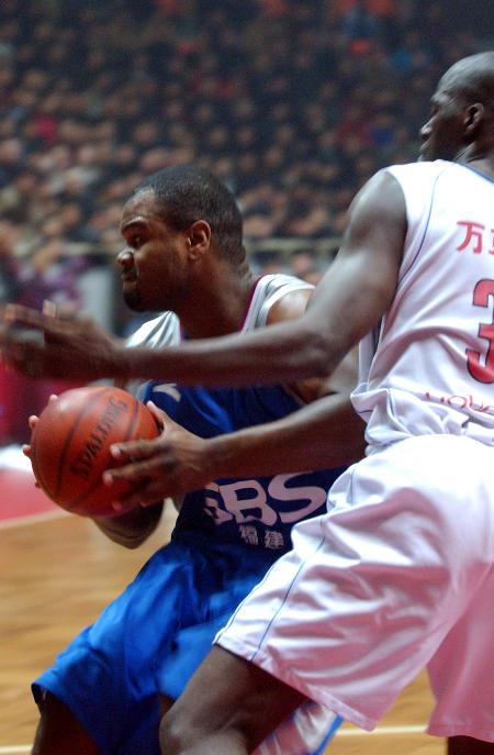 ＂2016年中美男篮首场热身赛在斯台普斯举行