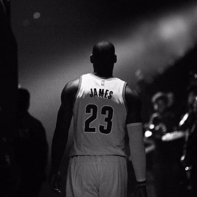 洛杉矶天使王牌投手斯卡格斯（Tyler Skaggs）不幸客死异乡，全联盟降半旗致哀