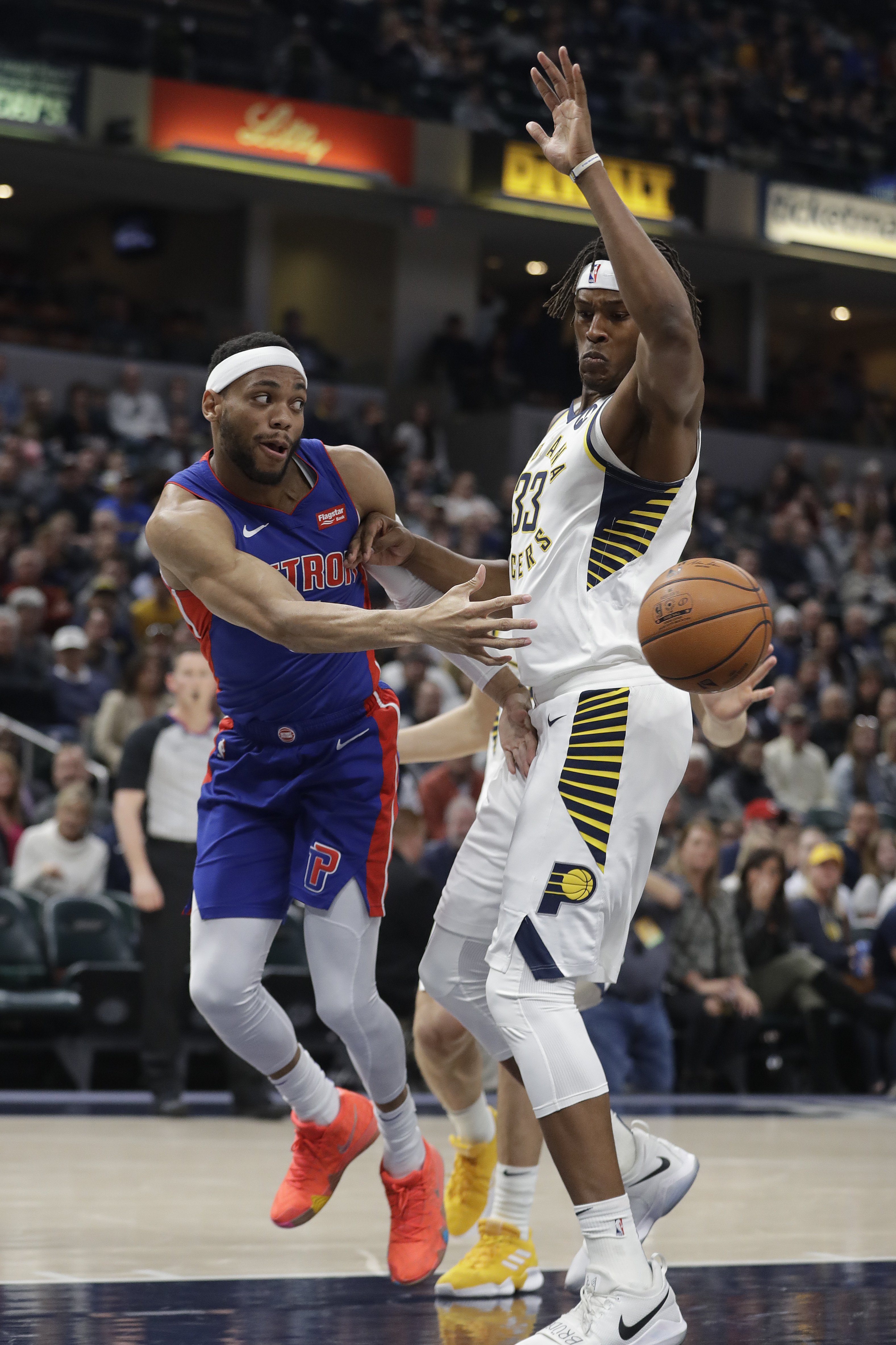 半场战报：马赛0-0亚特兰大，德凯特拉雷失点