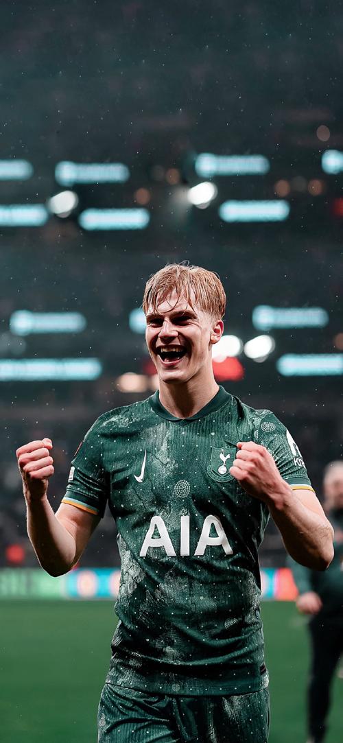 巴萨在几场胜仗加持下继续领跑西甲积分榜，目前领先皇马和其他竞争对手，冬歇期前再次证明了状态的稳定性。