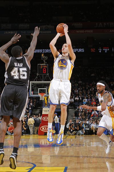 2025 赛季回顾：大谷翔平由于其在亚洲市场的恐怖影响力，被评为“年度全球体育偶像”